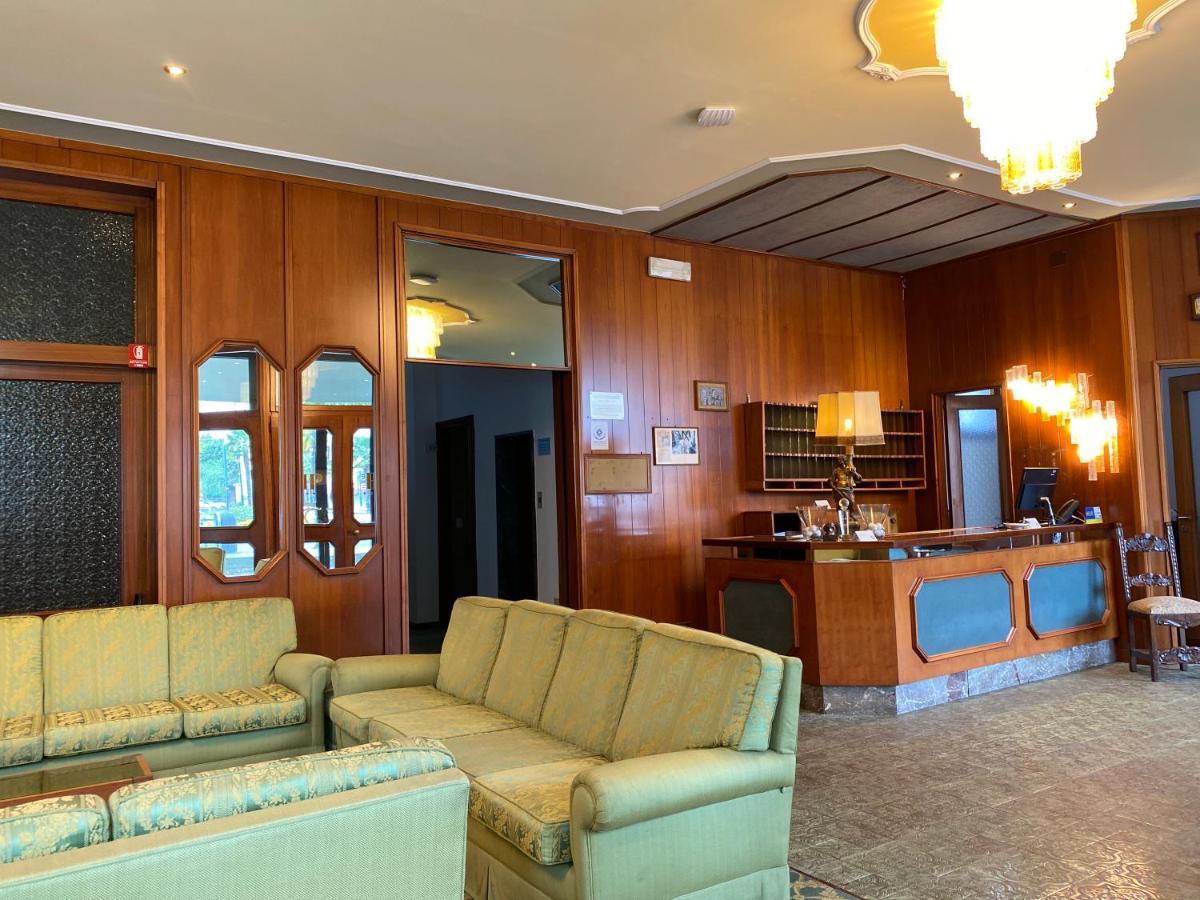 Hotel Terme Posta Padova Hotel Rc12 Абано Терме Екстериор снимка