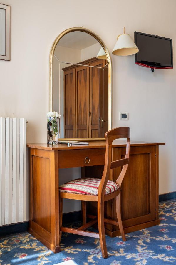 Hotel Terme Posta Padova Hotel Rc12 Абано Терме Екстериор снимка