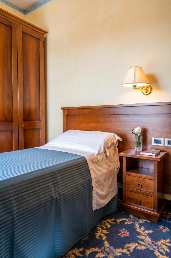 Hotel Terme Posta Padova Hotel Rc12 Абано Терме Екстериор снимка