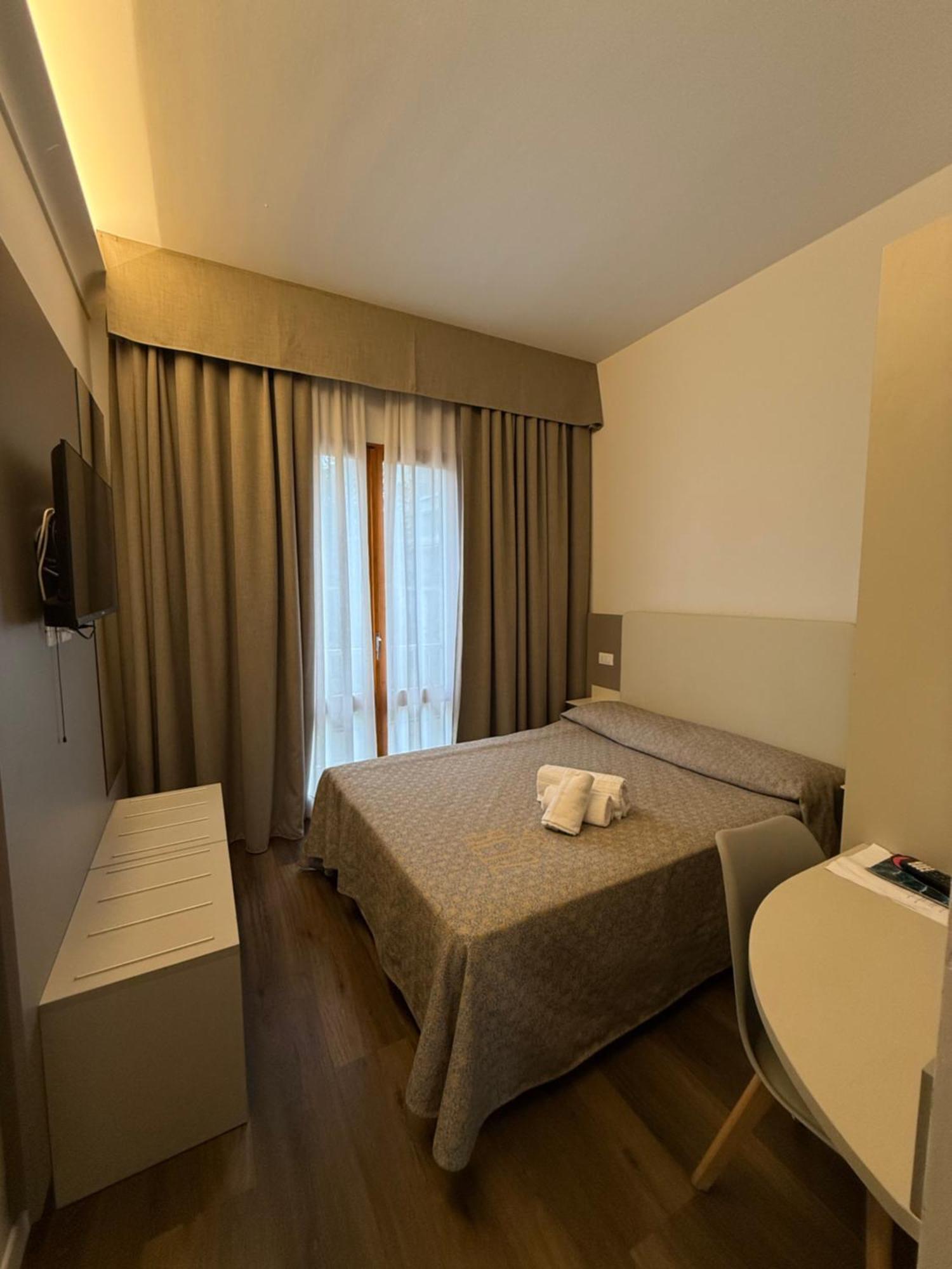 Hotel Terme Posta Padova Hotel Rc12 Абано Терме Екстериор снимка