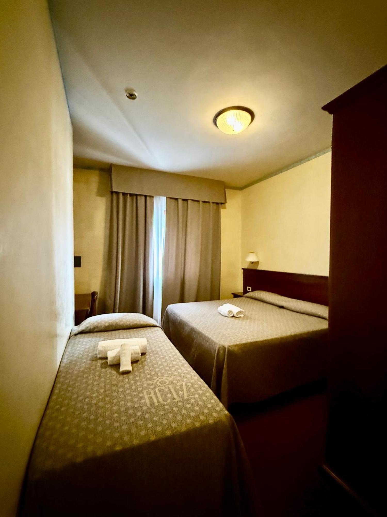 Hotel Terme Posta Padova Hotel Rc12 Абано Терме Екстериор снимка